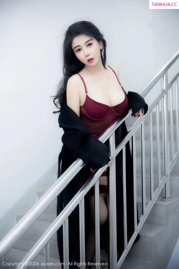   [XiuRen]高清写真图 2024.03.13 No.8221 李若汐 黑丝美腿第29张图片